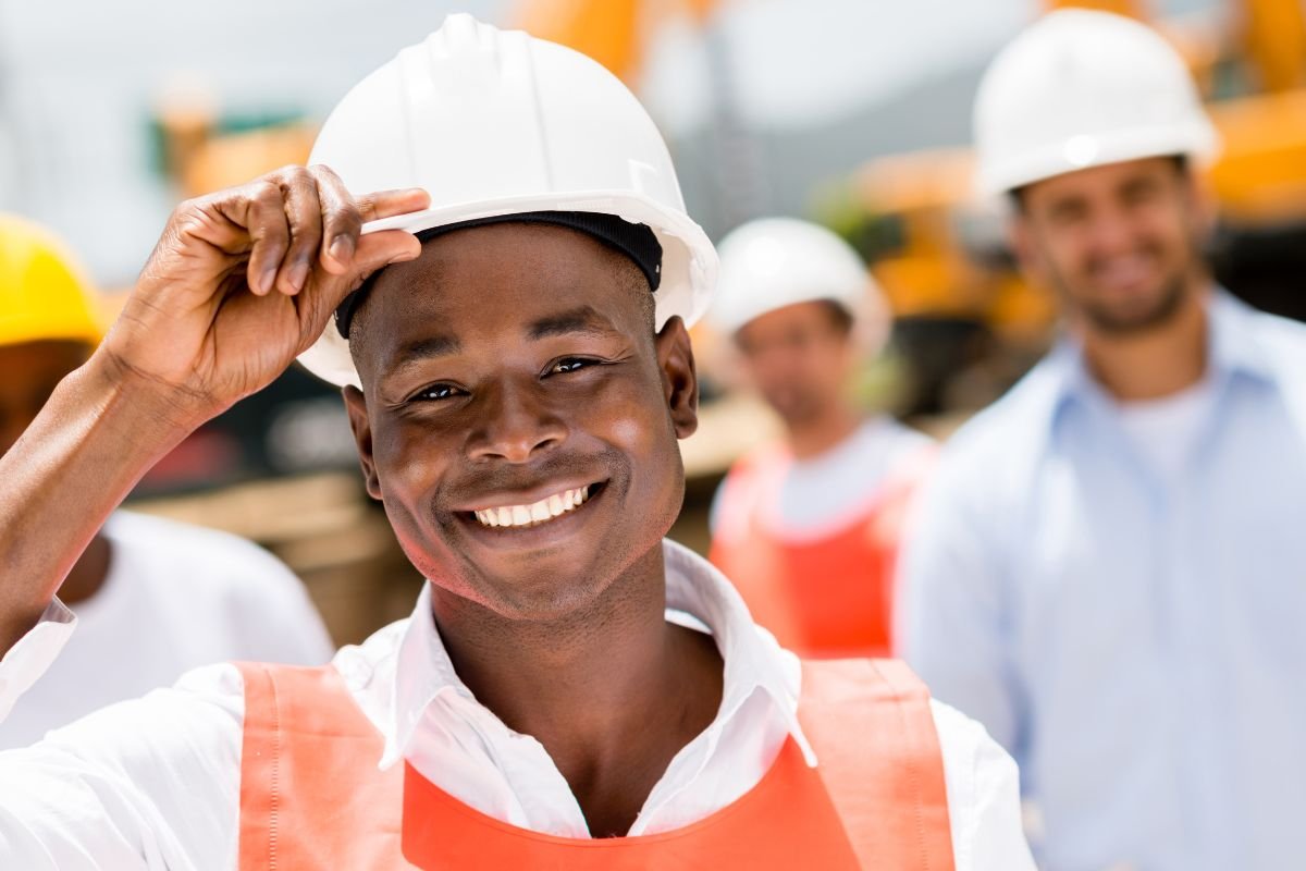 Os Cuidados Essenciais Antes de Iniciar uma Obra, Segundo Romulo Gaspar