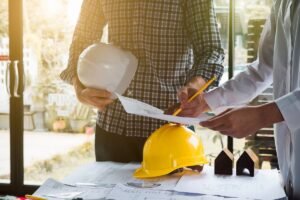 Empresa de Engenharia vs. Construtora: Entendendo as Diferenças